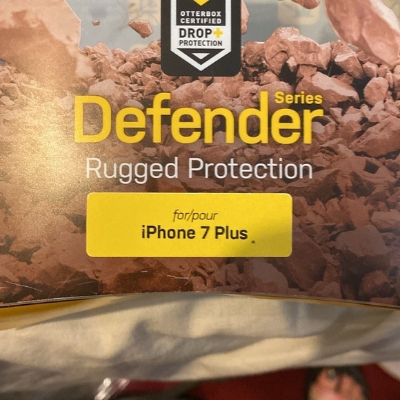 Otter box for iPhone 7 Plus - Picture 3 of 6